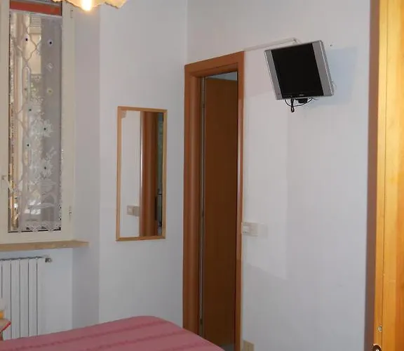Le Pietre Di Giada Roma